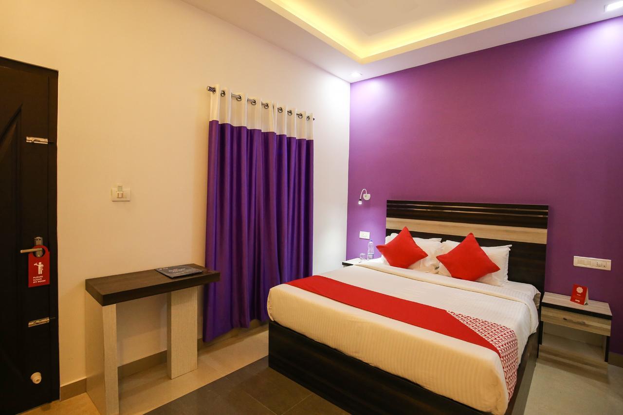 Hotel Oyo 10152 Rail View Residency Alappuzha Zewnętrze zdjęcie